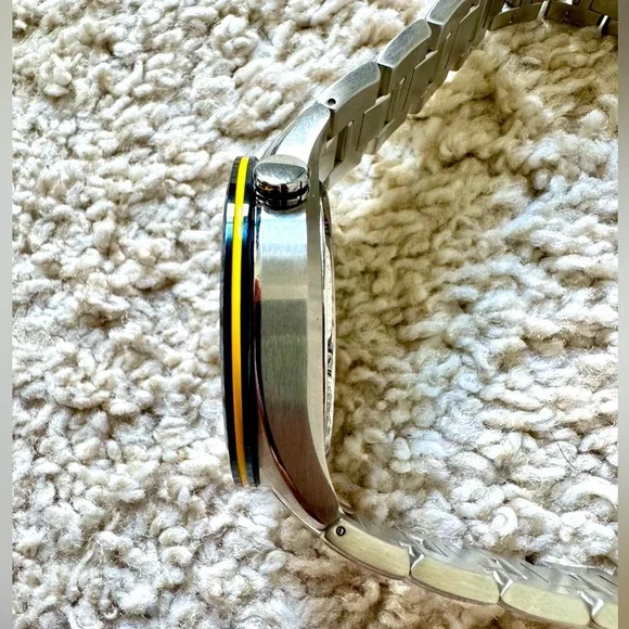 *READ DESCRIPTION* Citizen Eco-Drive Blue Angles H800 Radio controlled Watch - Picture 14 of 16